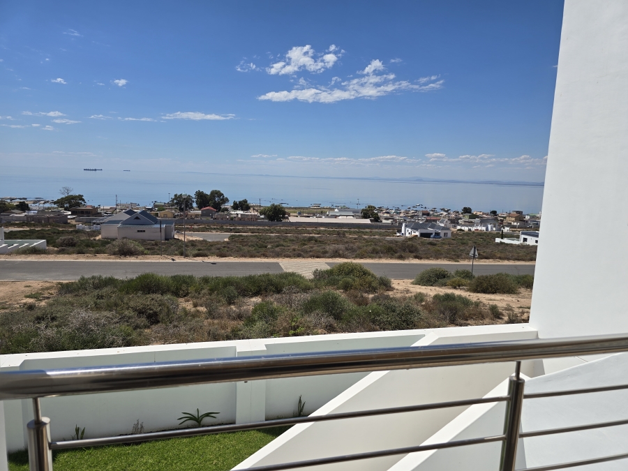 3 Bedroom Property for Sale in St Helena Views Western Cape